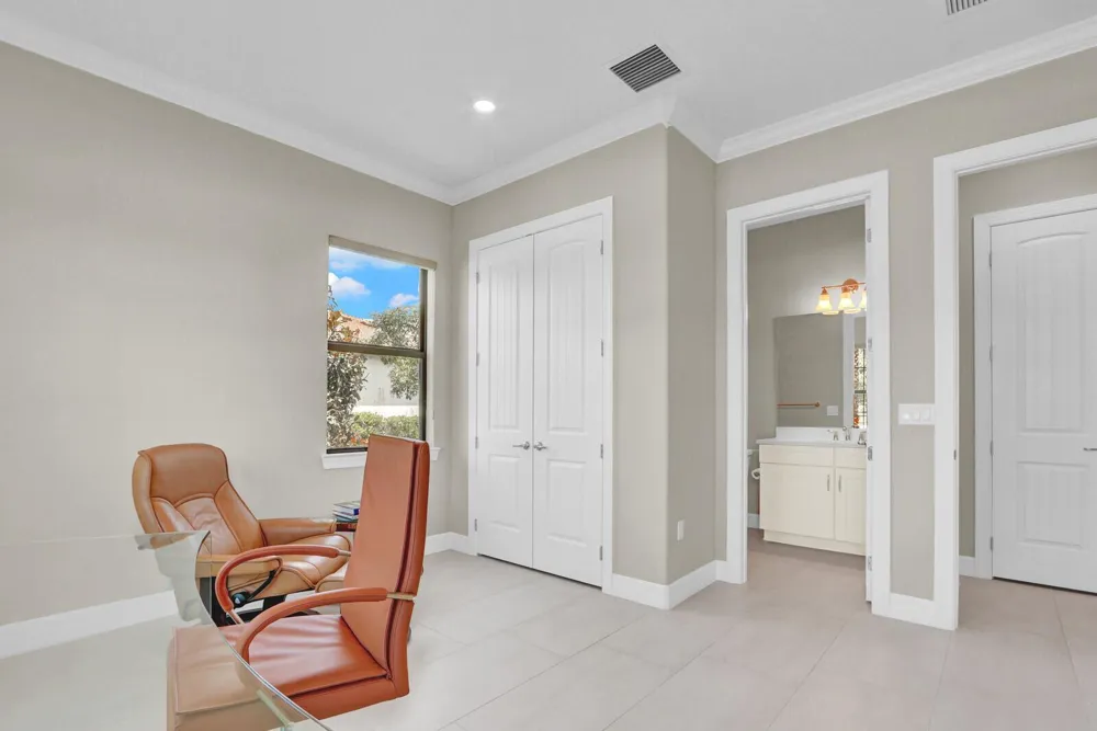 9242 Balsamo Drive Palm Beach Gardens, FL 33412