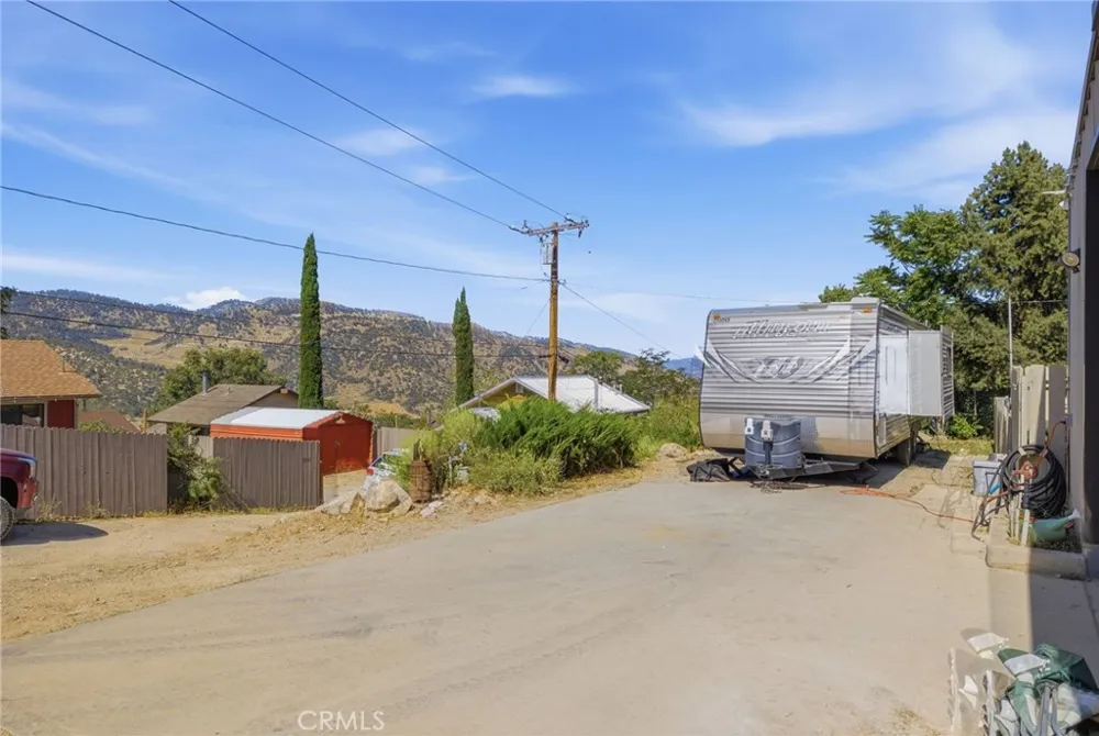 3432 California Trail Frazier Park, CA 93225