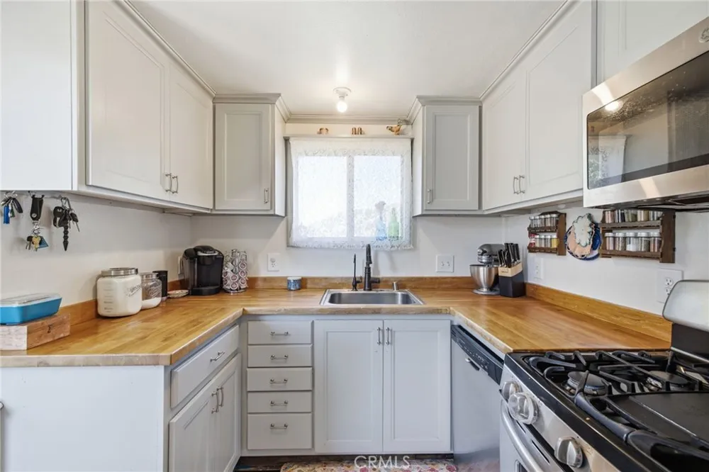 3432 California Trail Frazier Park, CA 93225