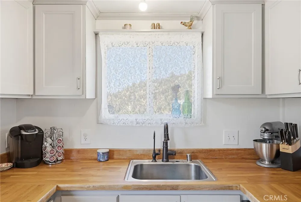 3432 California Trail Frazier Park, CA 93225