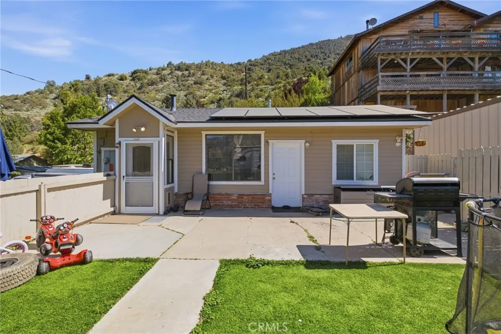 3432 California Trail Frazier Park, CA 93225