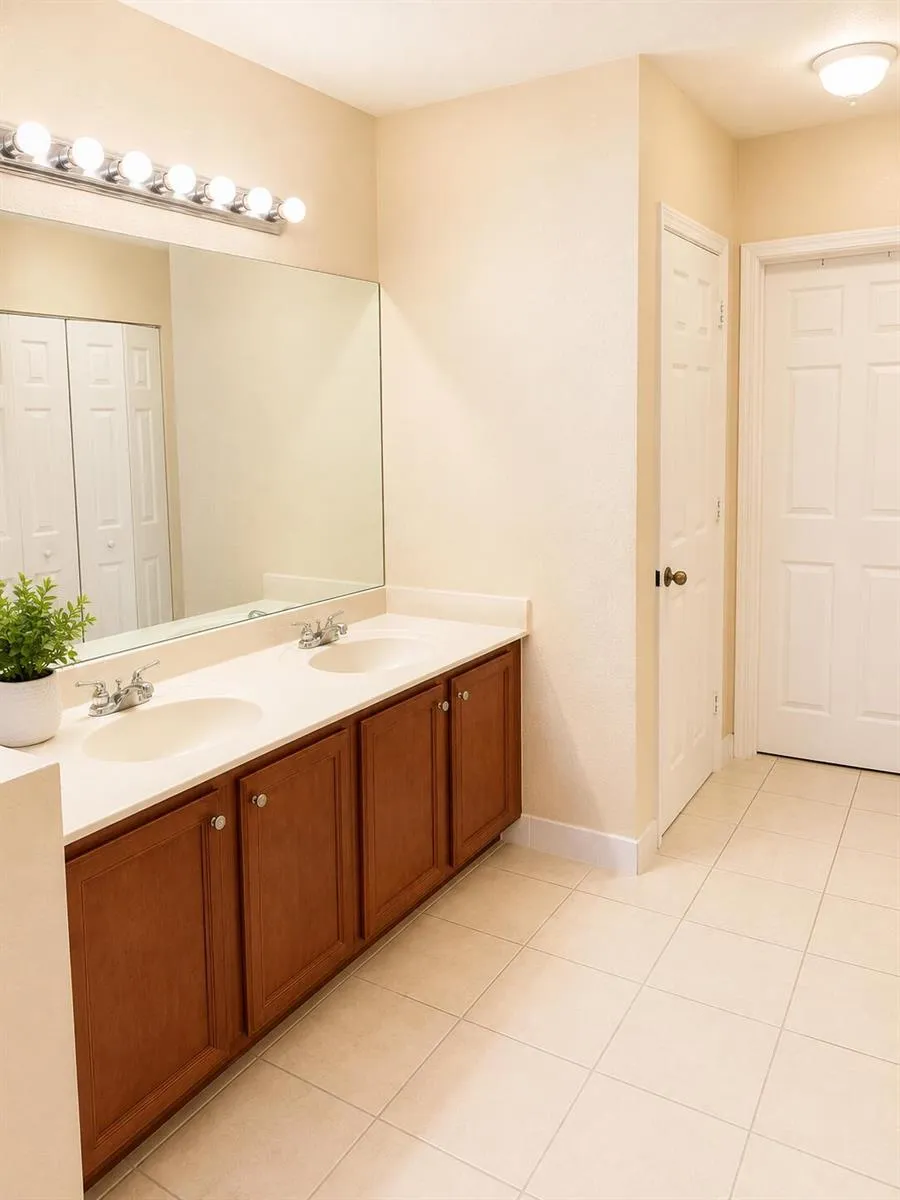 4206 Emerald Vista Lake Worth, FL 33461