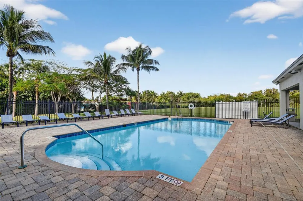 4206 Emerald Vista Lake Worth, FL 33461