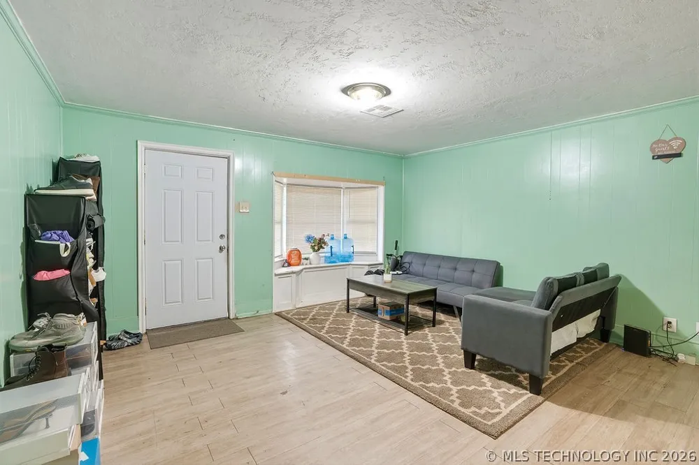 512 E 16th Ada, OK 74820