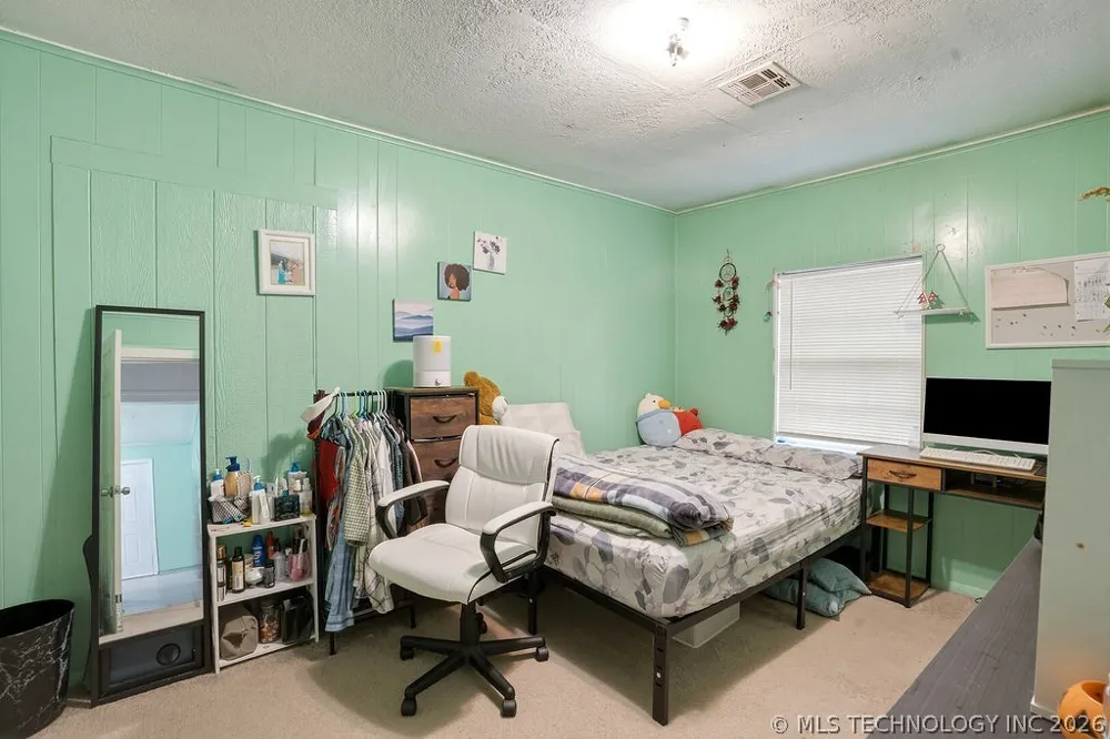512 E 16th Ada, OK 74820