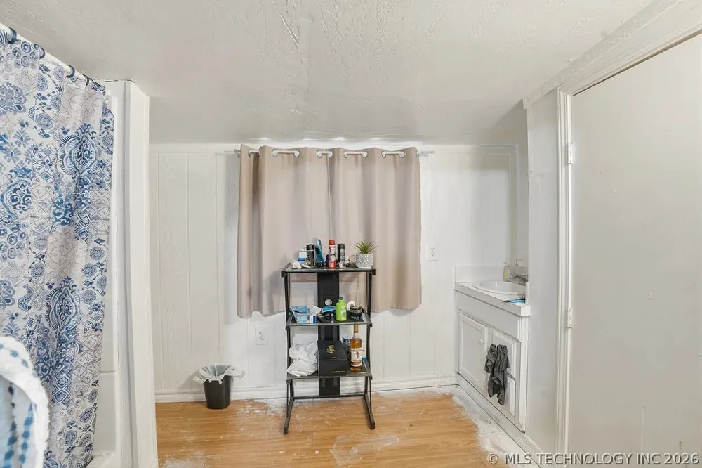 512 E 16th Ada, OK 74820
