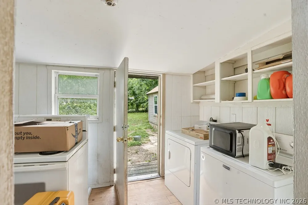 512 E 16th Ada, OK 74820