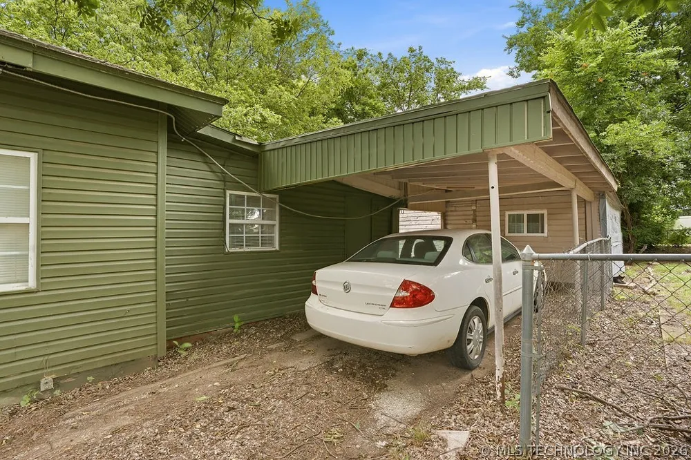 512 E 16th Ada, OK 74820