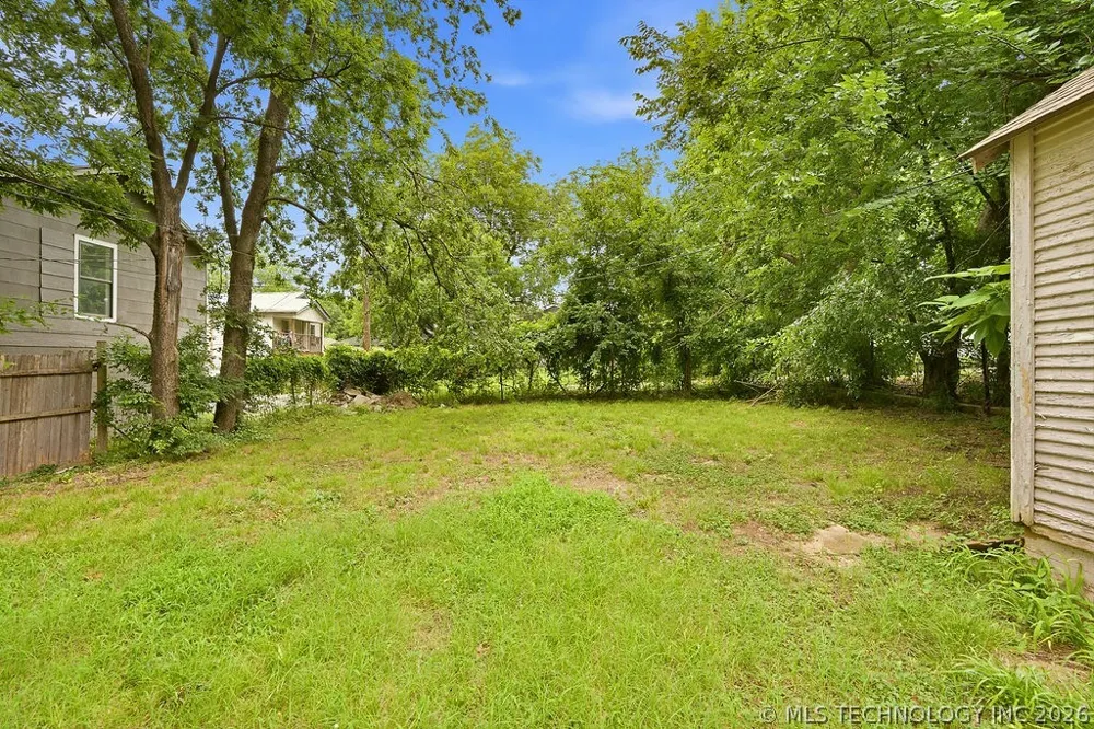 512 E 16th Ada, OK 74820