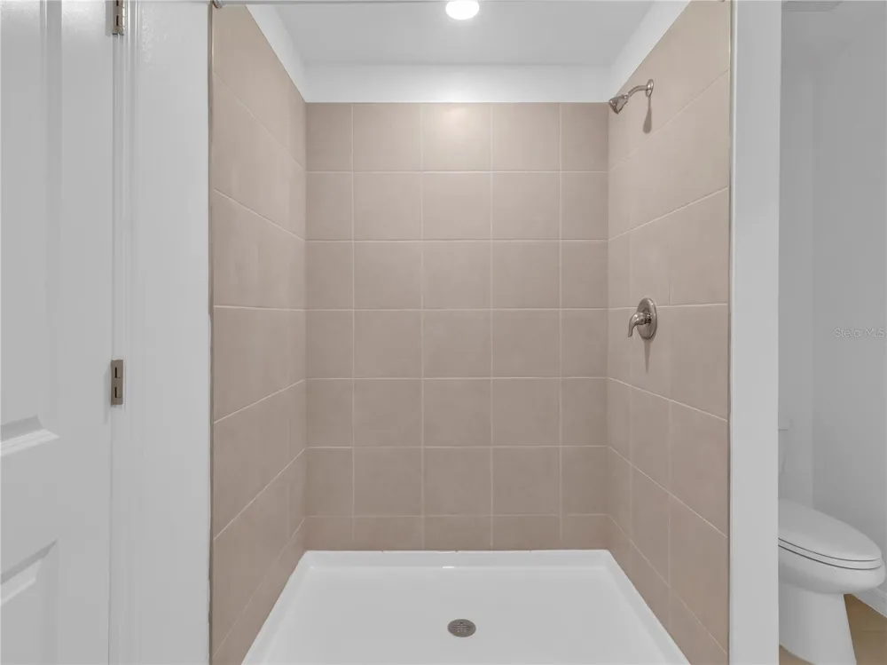 2215 RED CROSSBILL DRIVE Wimauma, FL 33598