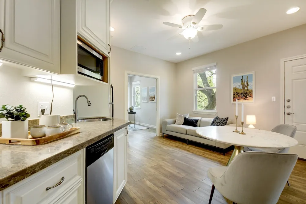 2330 Westforest Drive #B Austin, TX 78704