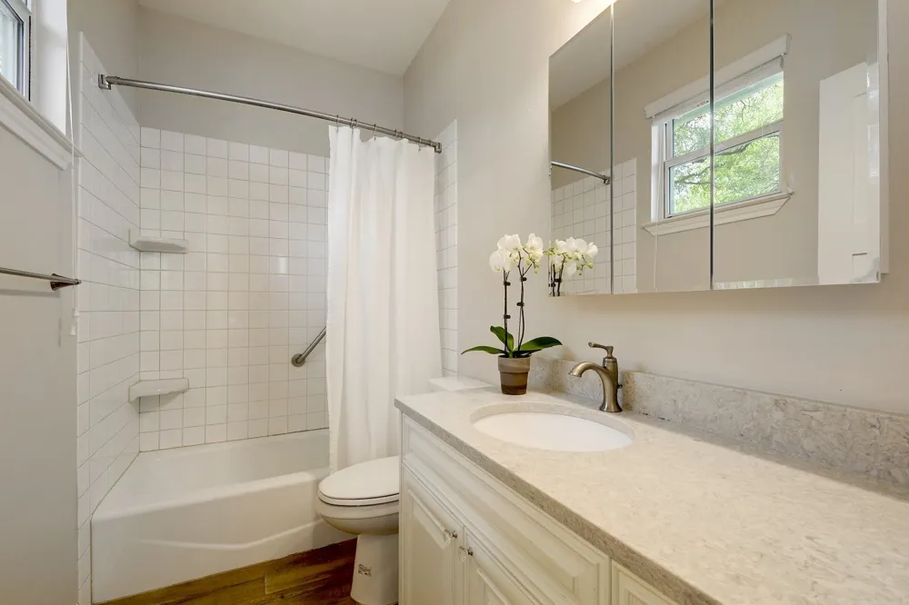 2330 Westforest Drive #B Austin, TX 78704