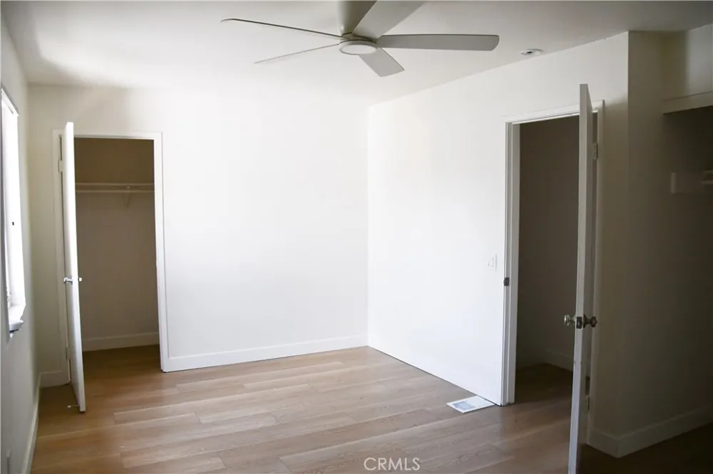 994 Valencia #104 Costa Mesa, CA 92626
