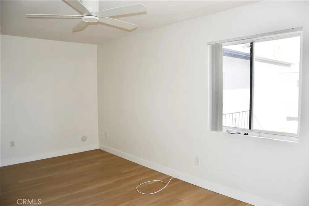 994 Valencia #104 Costa Mesa, CA 92626