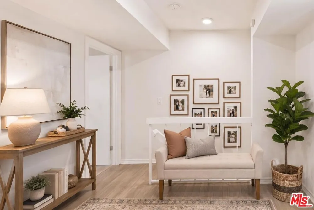 14937 Sherman Way #2 Van Nuys, CA 91405