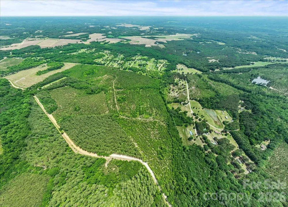 464 Lark Road Cheraw, SC 29520
