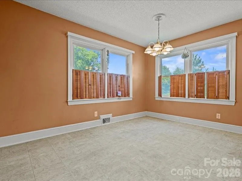 464 Lark Road Cheraw, SC 29520