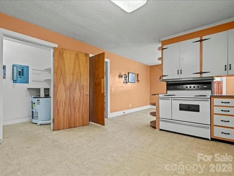 464 Lark Road Cheraw, SC 29520