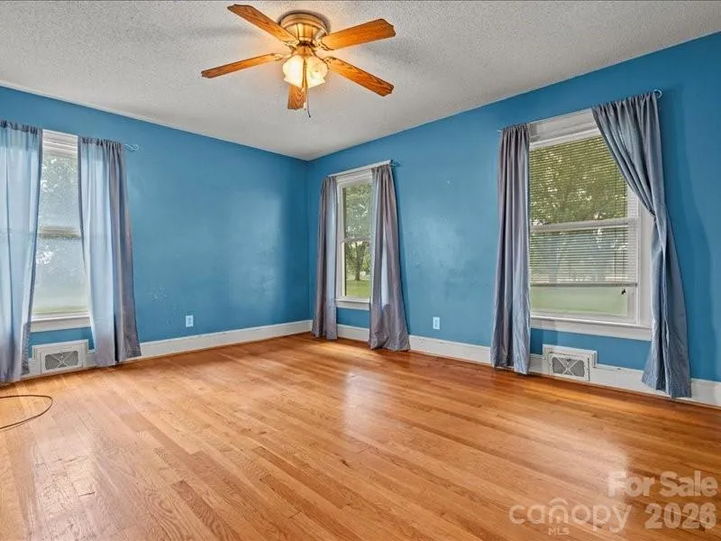 464 Lark Road Cheraw, SC 29520