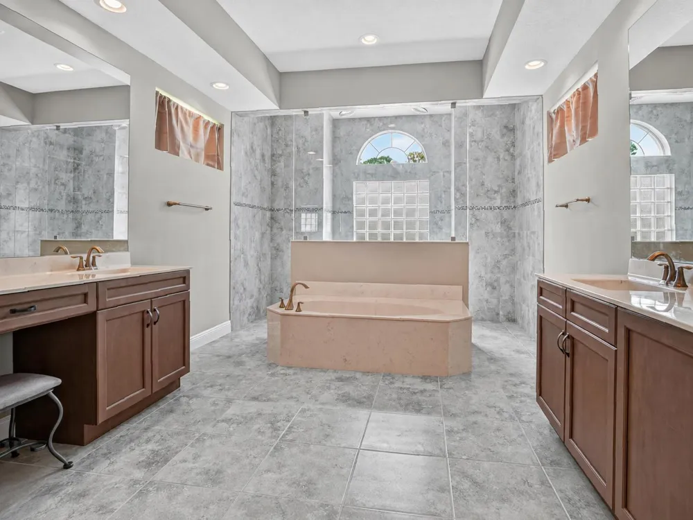 9431 Meadowood Drive Fort Pierce, FL 34951