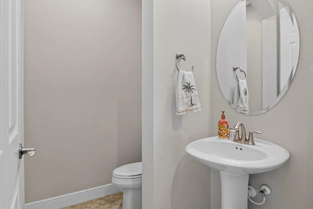 9431 Meadowood Drive Fort Pierce, FL 34951