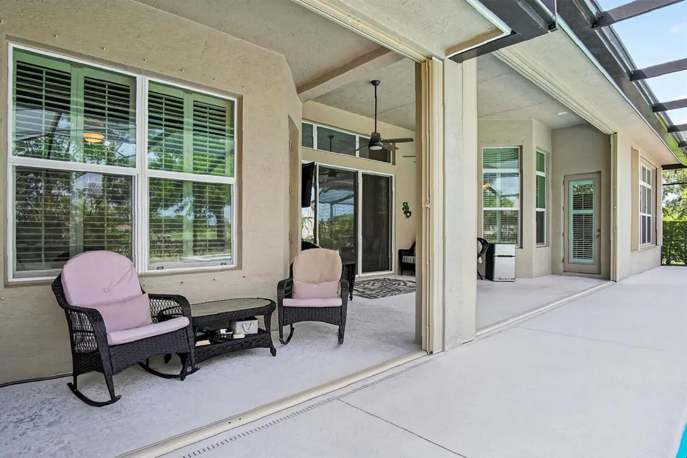 9431 Meadowood Drive Fort Pierce, FL 34951