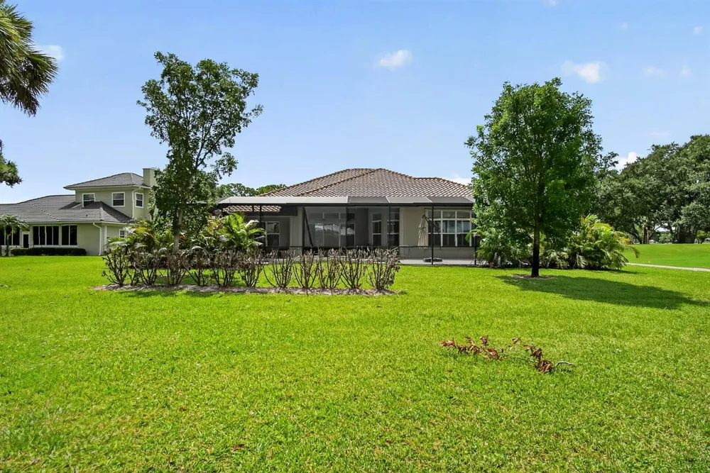 9431 Meadowood Drive Fort Pierce, FL 34951