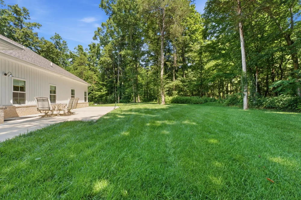 1304 Summer Station Dr Chapel Hill, TN 37034