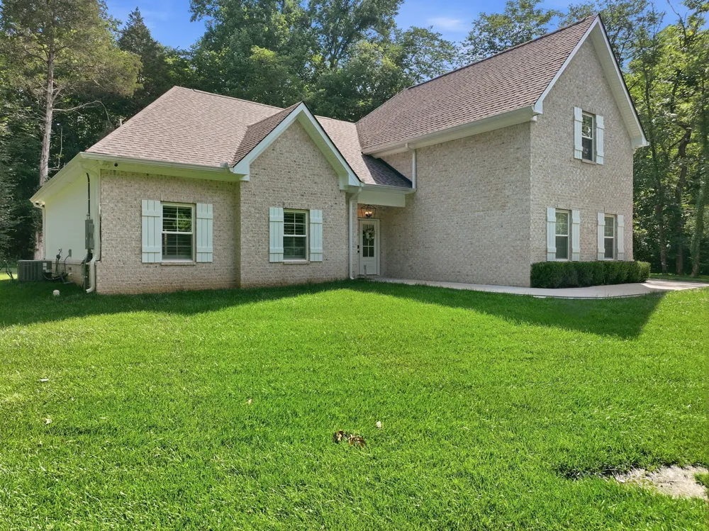 1304 Summer Station Dr Chapel Hill, TN 37034