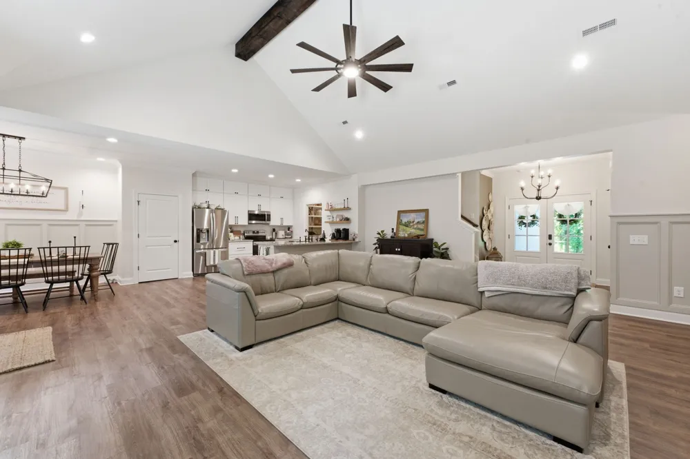 1304 Summer Station Dr Chapel Hill, TN 37034