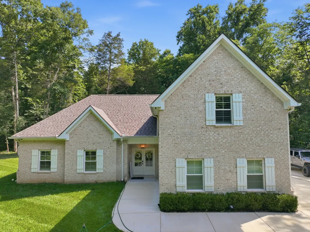 1304 Summer Station Dr Chapel Hill, TN 37034