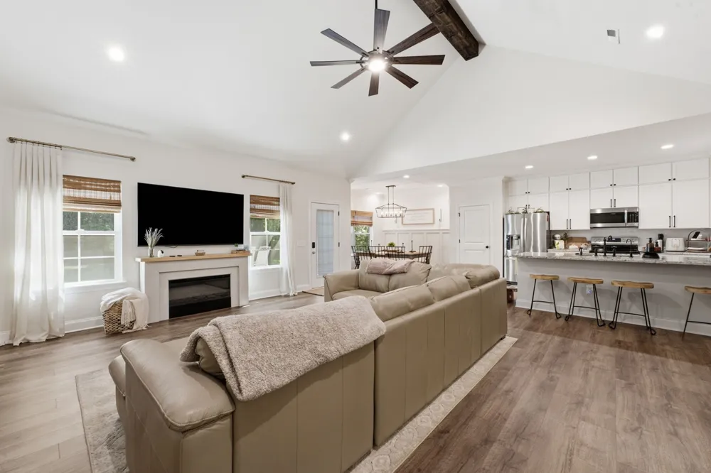 1304 Summer Station Dr Chapel Hill, TN 37034
