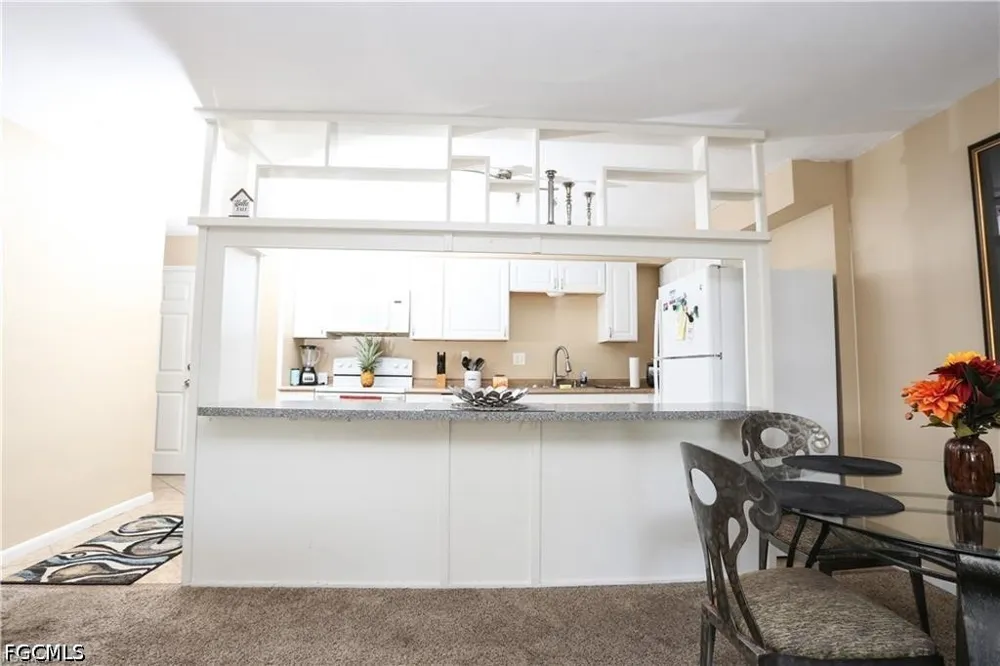 Victoria Drive #204 Cape Coral, FL 33904