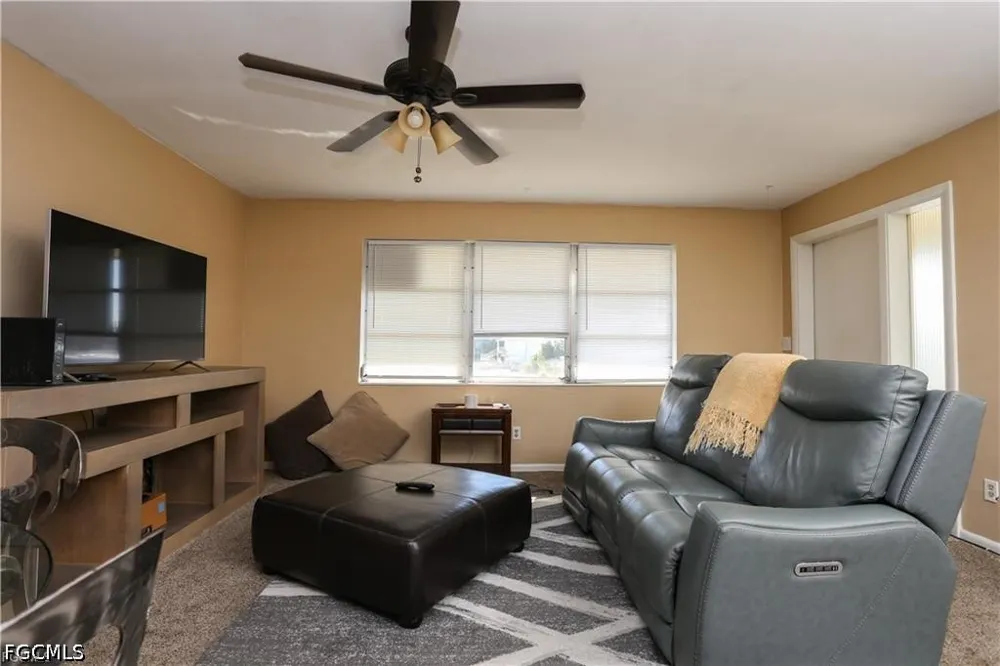 Victoria Drive #204 Cape Coral, FL 33904