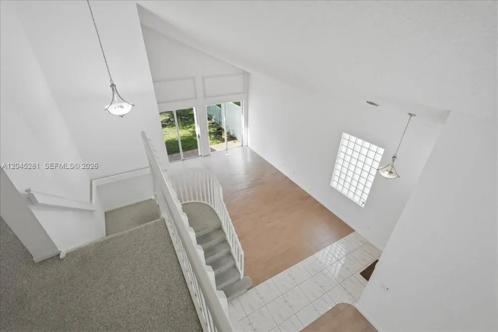 15714 NW 10th St Pembroke Pines, FL 33028