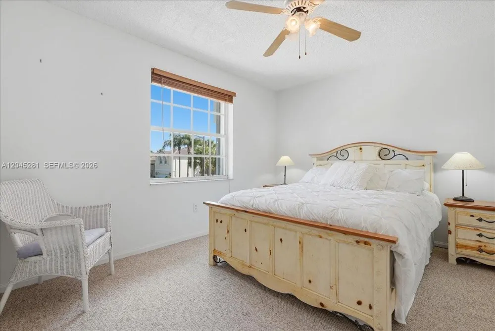 15714 NW 10th St Pembroke Pines, FL 33028