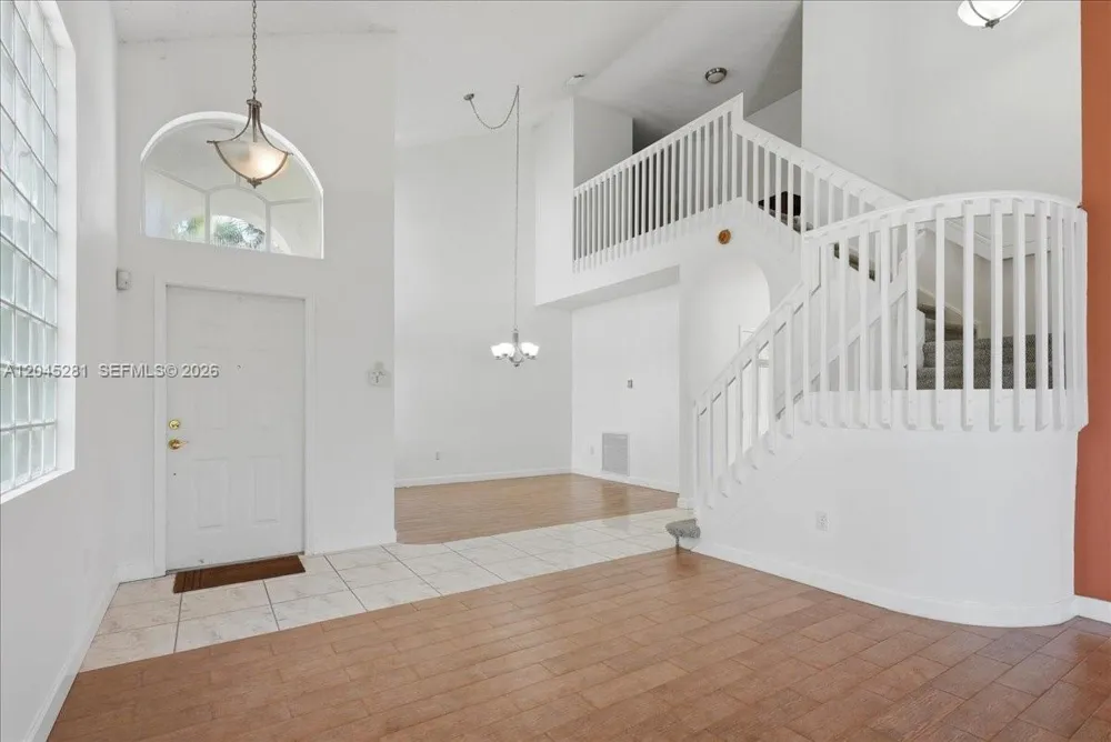 15714 NW 10th St Pembroke Pines, FL 33028