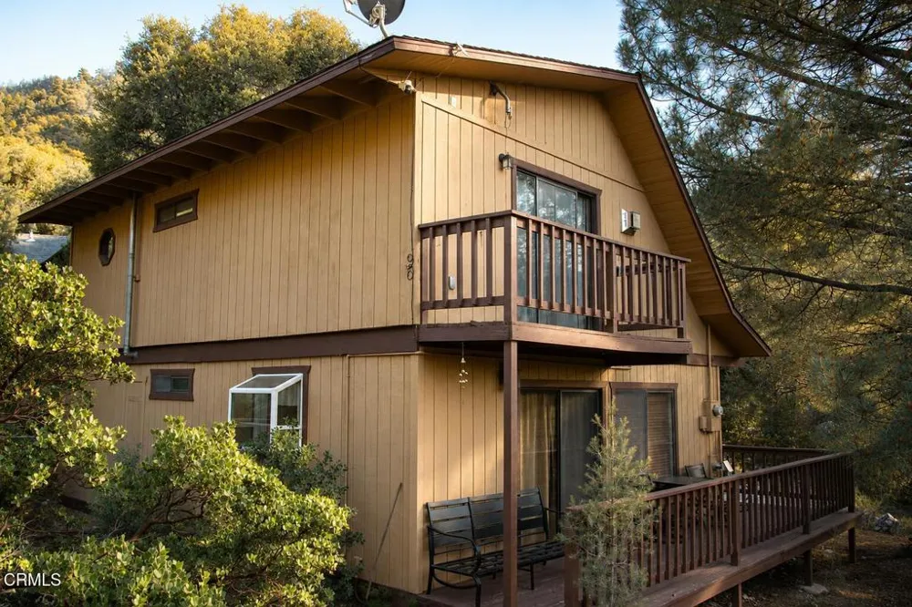 2320 Glacier Drive Frazier Park, CA 93225