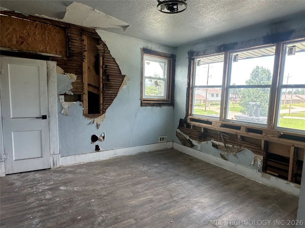1126 E 4th Street Okmulgee, OK 74447