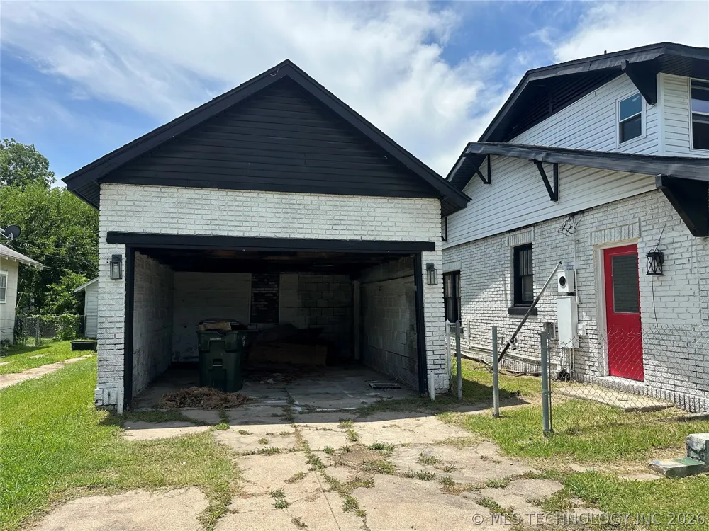 1126 E 4th Street Okmulgee, OK 74447