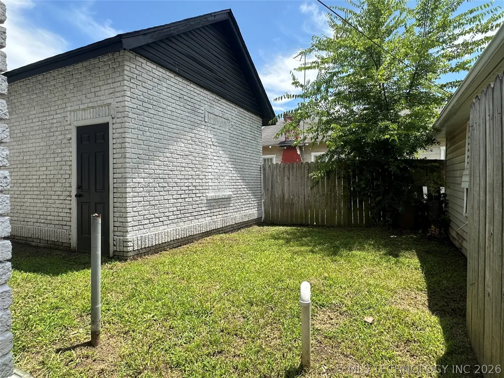 1126 E 4th Street Okmulgee, OK 74447
