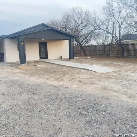 3244 Tesoro Loop Eagle Pass, TX 78852