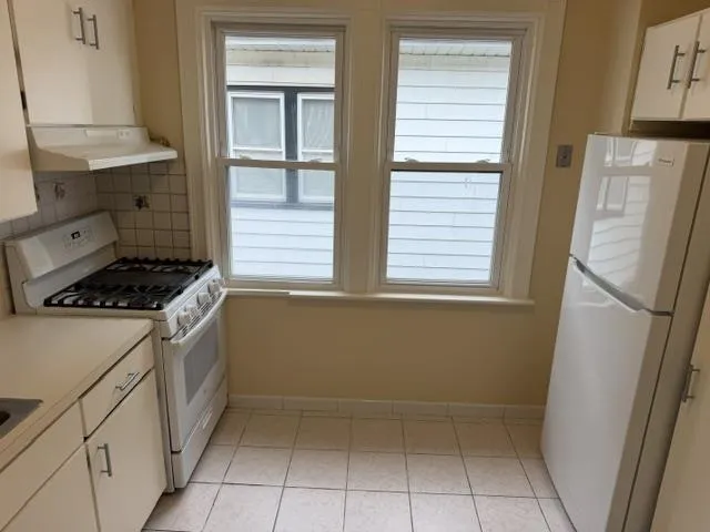 551 OLYMPIA AVE Cliffside Park, NJ 07010