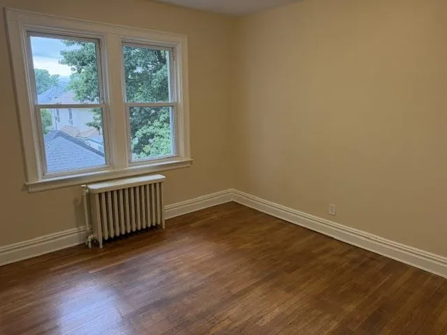 551 OLYMPIA AVE Cliffside Park, NJ 07010