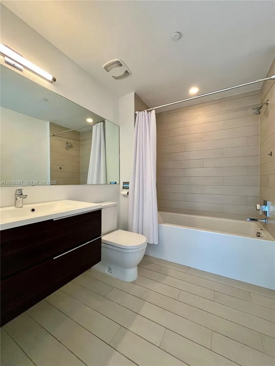 9940 W Bay Harbor Dr #3B-N Bay Harbor Islands, FL 33154