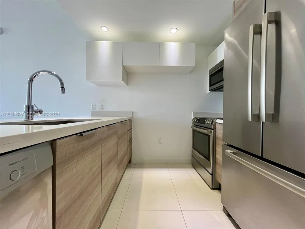 9940 W Bay Harbor Dr #3B-N Bay Harbor Islands, FL 33154