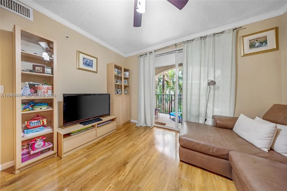 17150 Bay Rd #2222 Sunny Isles Beach, FL 33160
