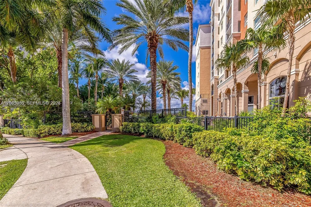 17150 Bay Rd #2222 Sunny Isles Beach, FL 33160