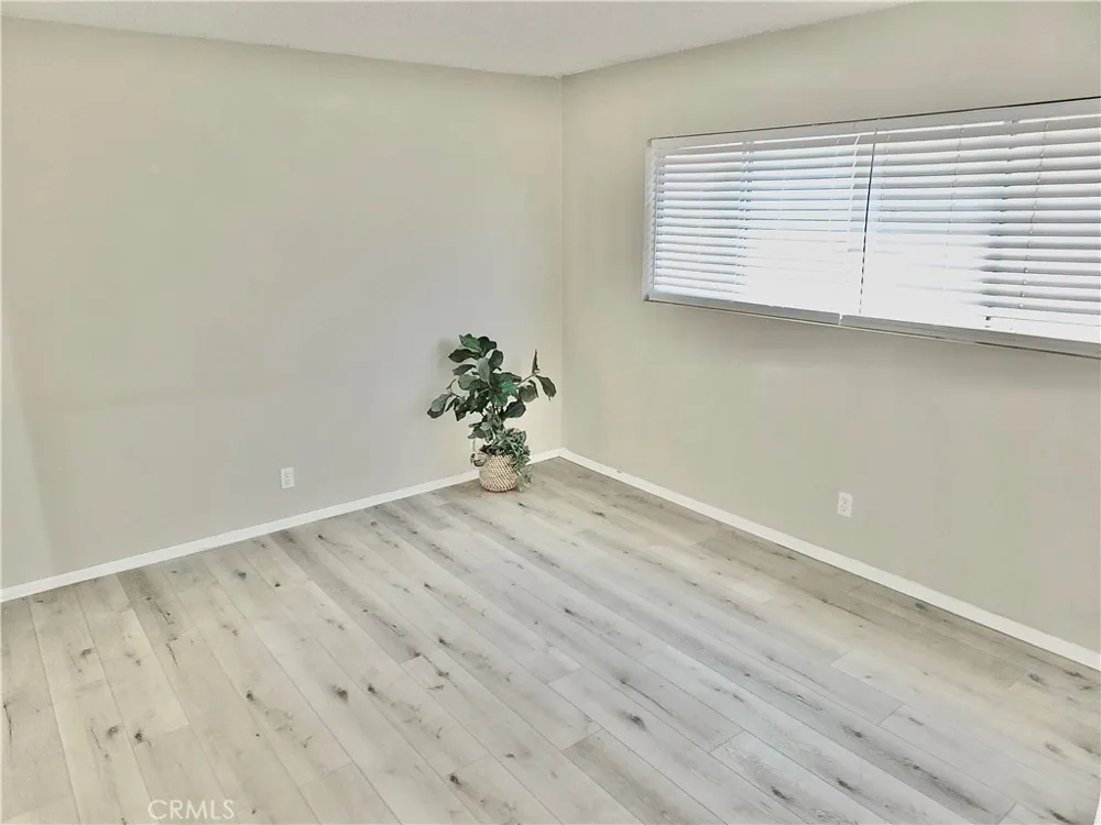 545 Chestnut Avenue #203 Long Beach, CA 90802