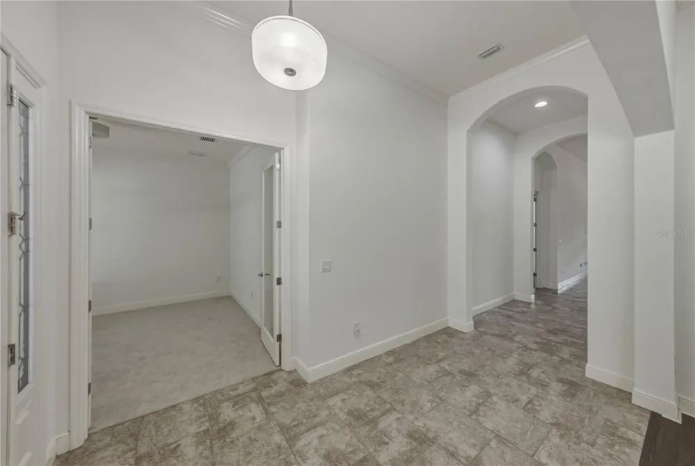 5904 SHELL RIDGE DRIVE Lithia, FL 33547